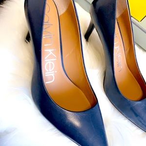 Navy Blue classic pumps